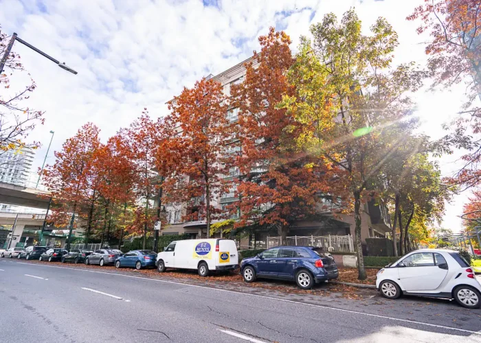 For MLS-1010 Pacific Boulevard Vancouver-3